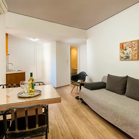 Apartmanhotel Elina 3*