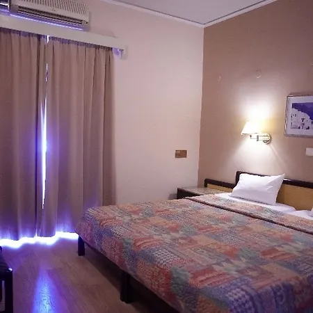 Elina Rethymno