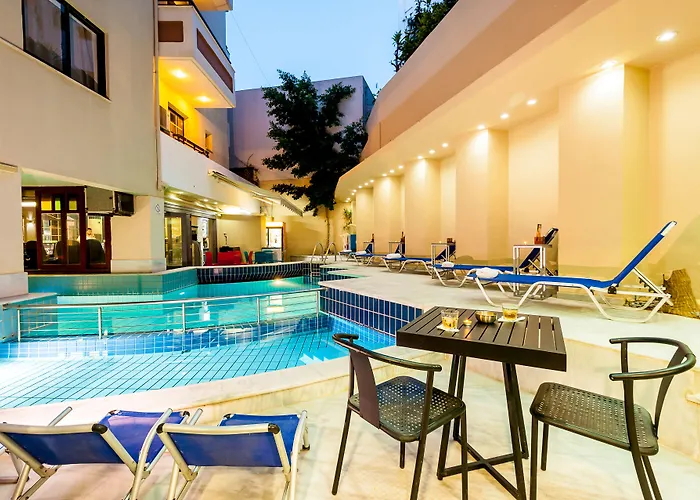 Elina Lejlighedshotel 3*