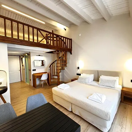 Aparthotel Elina 3*