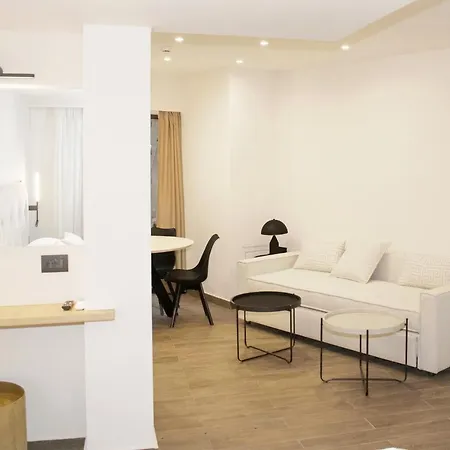 Aparthotel Elina