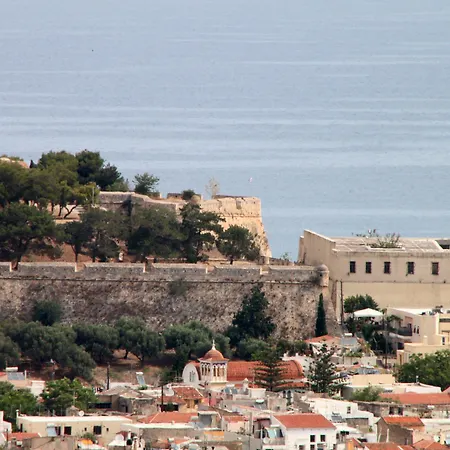 Elina מלון דירות