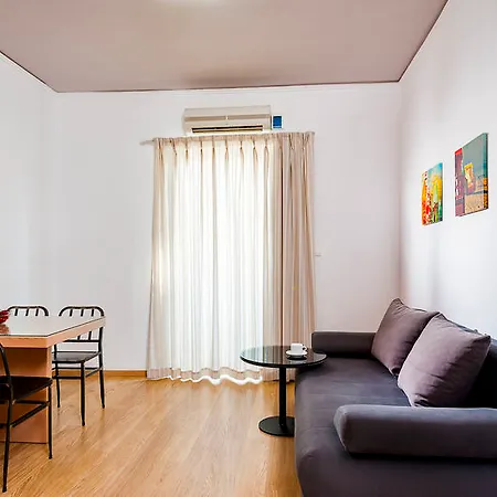 Aparthotel Elina 3*