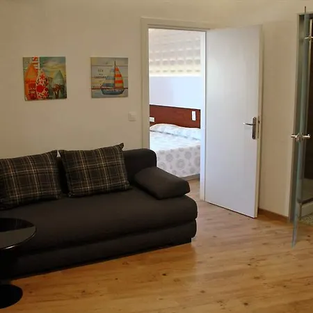Aparthotel Elina 3*
