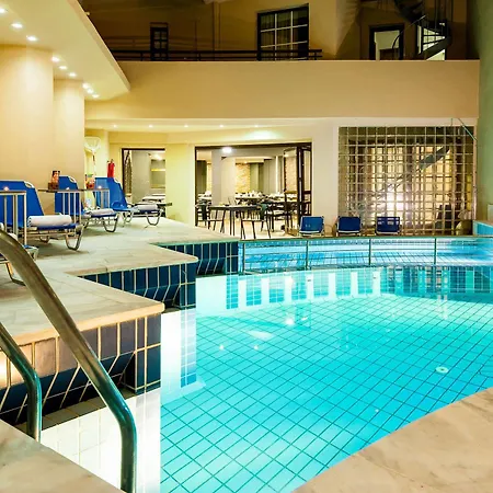 Aparthotel Elina 3*