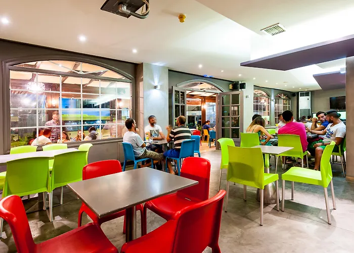 Elina Апарт-готель