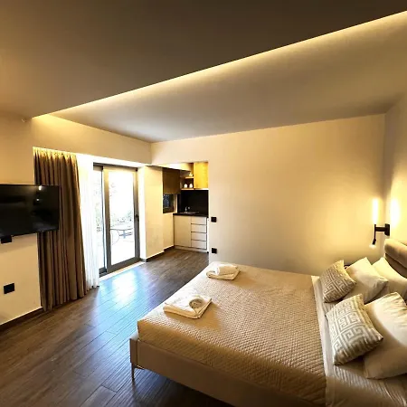 Elina 3* ريثيمنو