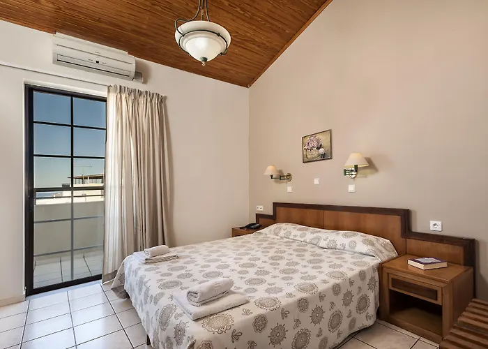 Hotel apartamentowy Elina 3*